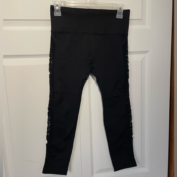 Forever 21 leggings - Picture 2 of 4